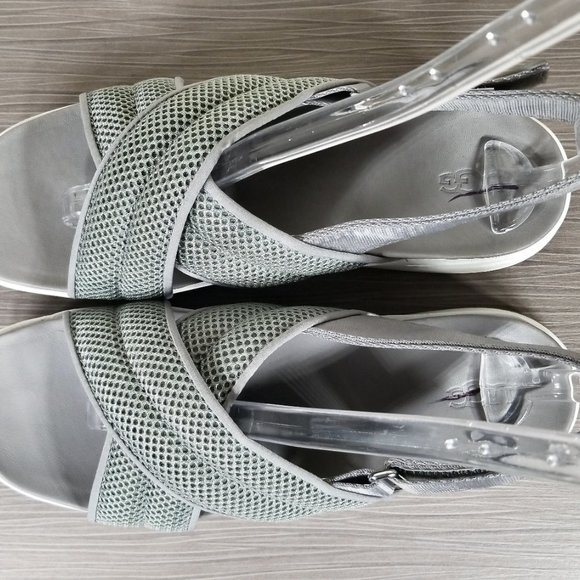UGG Gray Mesh Sandals - Picture 8 of 11